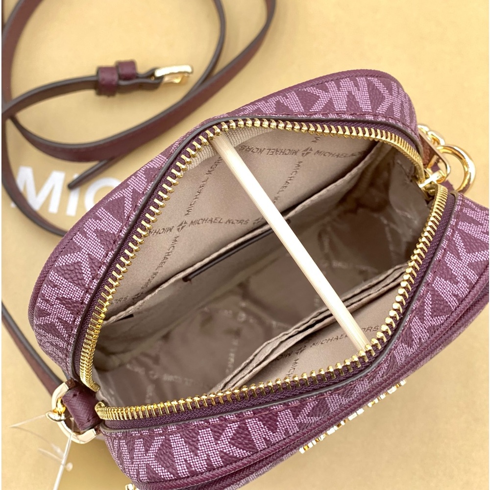 Michael Kors Jet Set Travel MediumLogo Crossbody Bag - Picture 2 of 12
